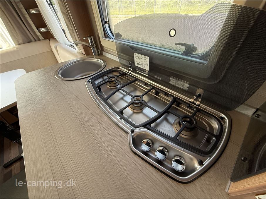 Knaus Sport 450 FU
